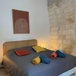 Appartement Avec Ventilateurs Proche Du Palais Des Papes